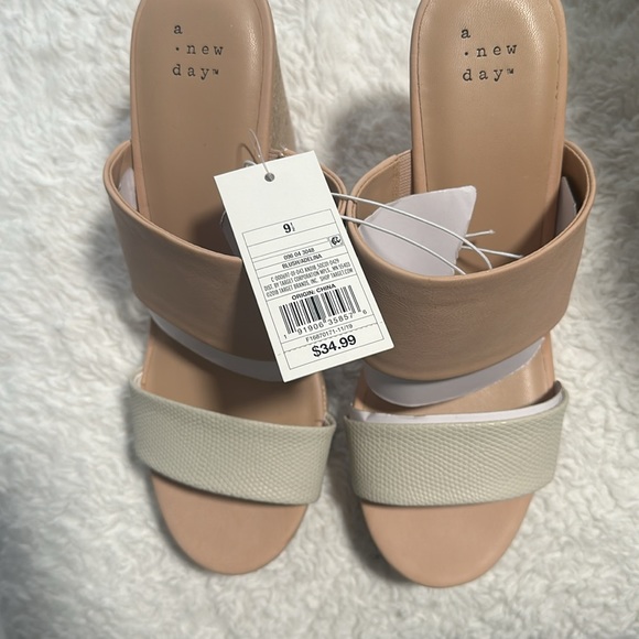 NWT a new day Blush Adelina Wedge Sandals - Picture 3 of 8
